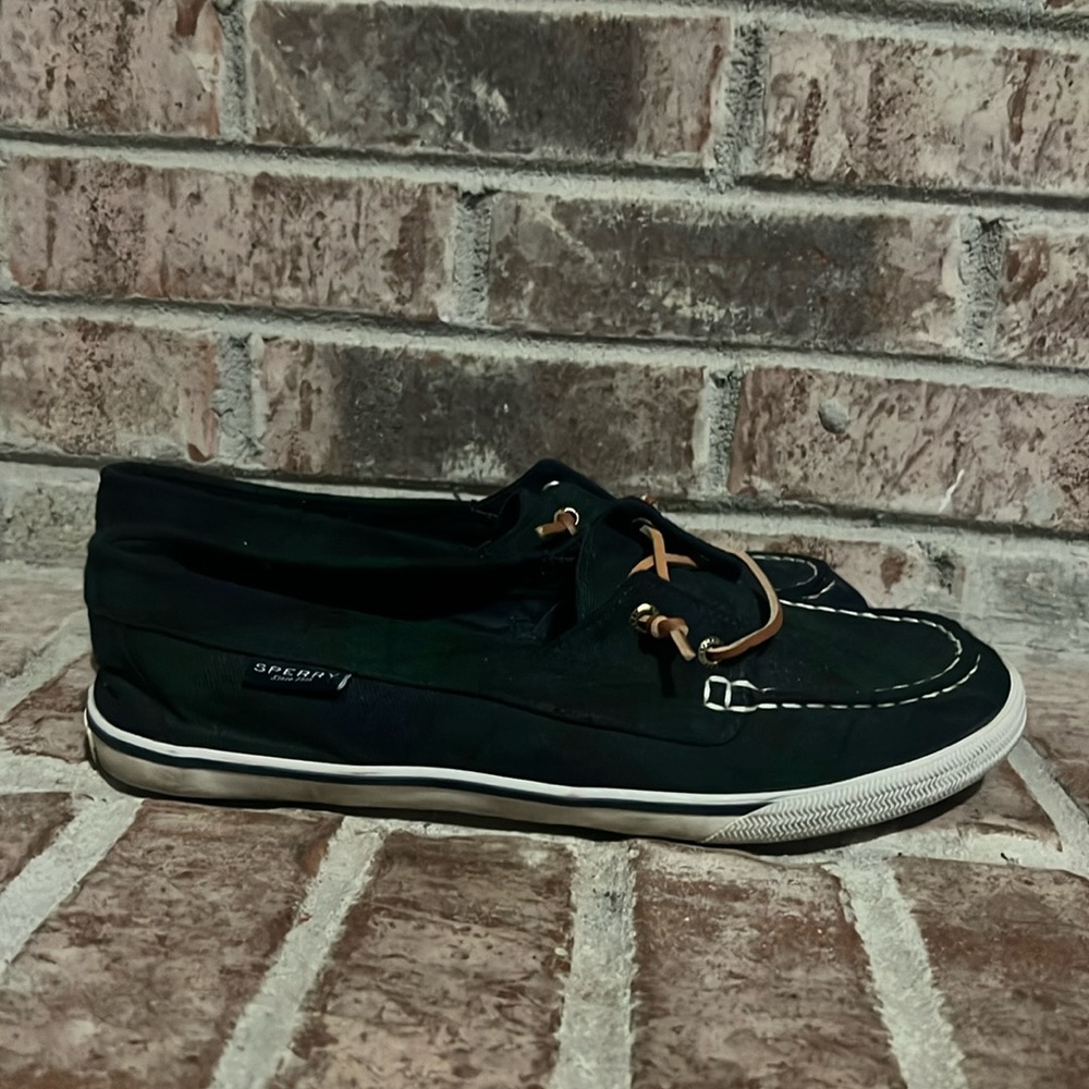 Womens Sperry green /blue checkered size 11